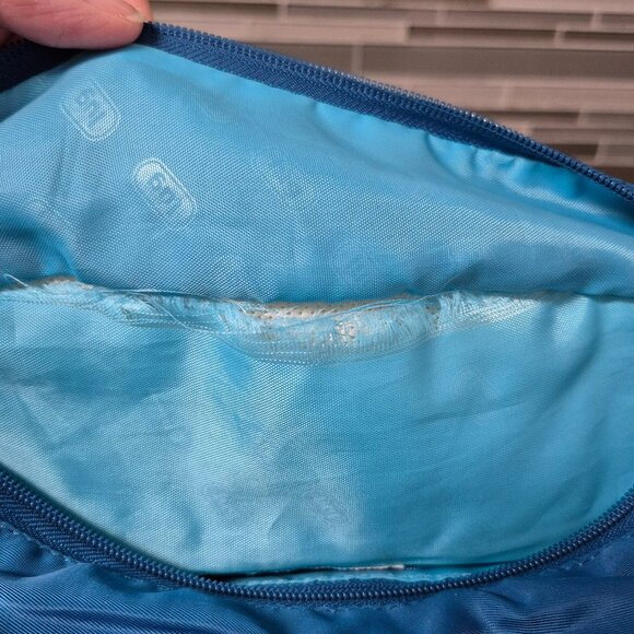 Lug Blue Quilted Travel Bag with Matching Zippered Change Purse - Picture 15 of 16